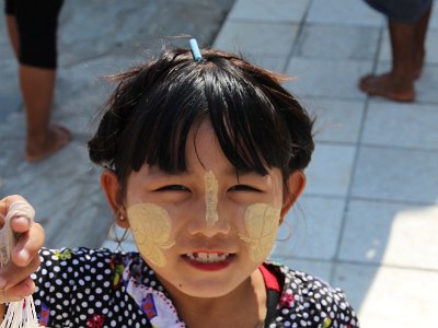 Dec 16 - 2014 - Tour Of Mandalay, Myanmar